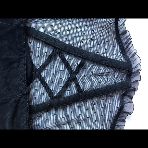 Embroidered rose bustier with adjustable straps Medium - Picture 8 of 9